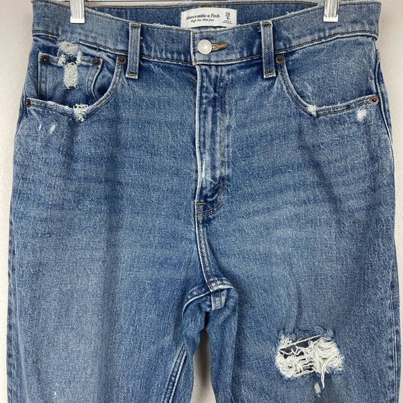 Abercrombie & Fitch High Rise Mom Blue Jeans Distressed sz 29 /8R - Picture 3 of 6
